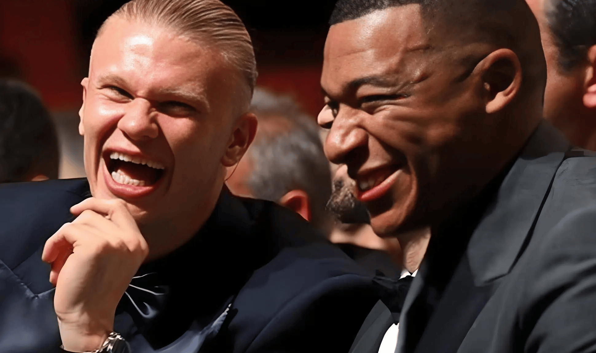 姆巴佩7球虐曼城+哈兰德复仇皇马！欧冠1/8决赛成金球奖生死局，谁能接梅罗衣钵